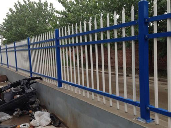 昌吉道路护栏在使用过程中要避免哪些问题