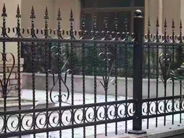 铁艺护栏